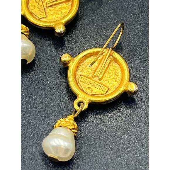 Ben-Amun Gold Plated‎ Coin Roman Inspired White Glass Pearl Dangle Earrings - Picture 7 of 8